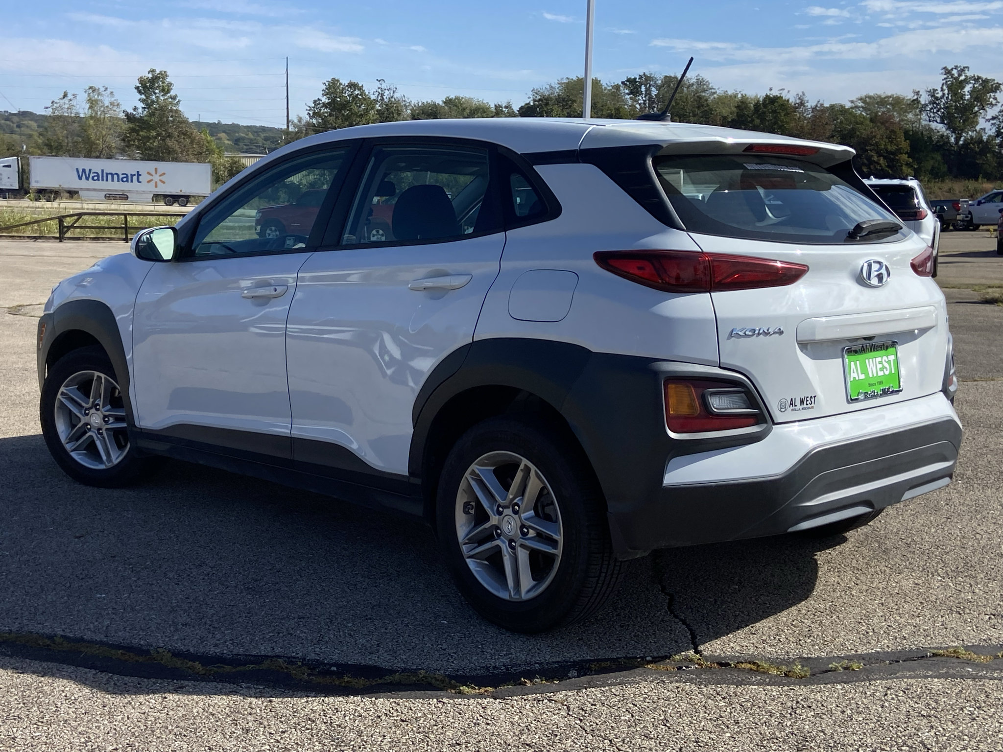 Used 2021 Hyundai Kona SE AWD/4WD image 5