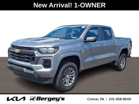 Used 2023 Chevrolet Colorado LT RWD image 1
