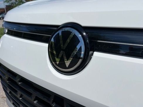 New 2026 Volkswagen Tiguan S AWD/4WD image 10
