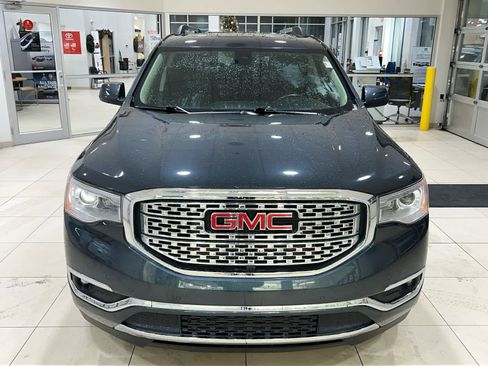 Used 2019 GMC Acadia Denali w/ Technology Package image 3