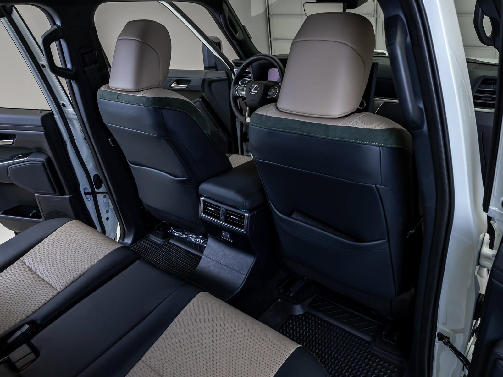 Used 2026 Lexus GX 550 AWD/4WD image 33