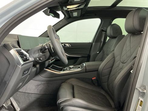 New 2026 BMW X5 xDrive40i w/ M Sport Package image 23