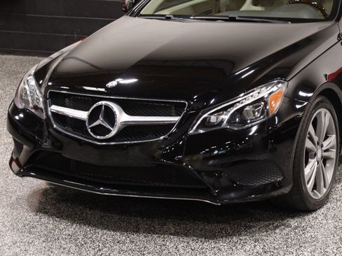 Used 2017 Mercedes-Benz E 400 4MATIC Coupe image 13
