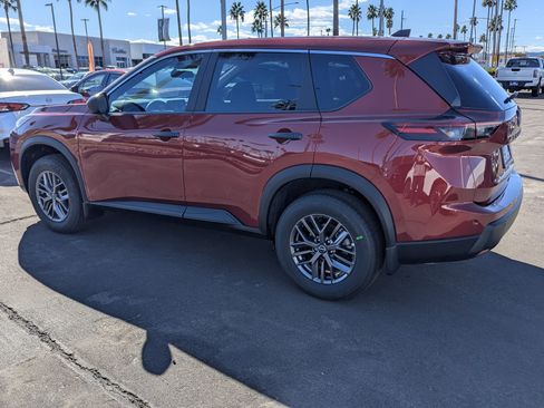 New 2026 Nissan Rogue S image 4