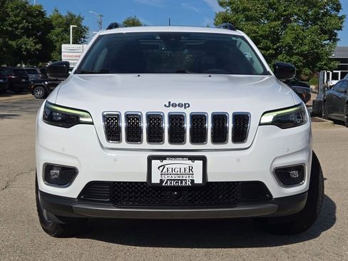 Used 2022 Jeep Cherokee Limited w/ Mopar Interior Package image 4