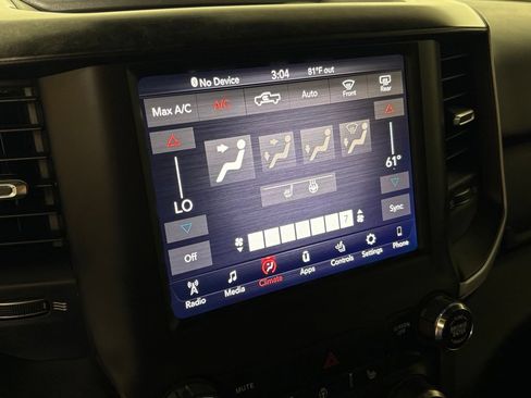 Used 2019 RAM 1500 Big Horn AWD/4WD image 30