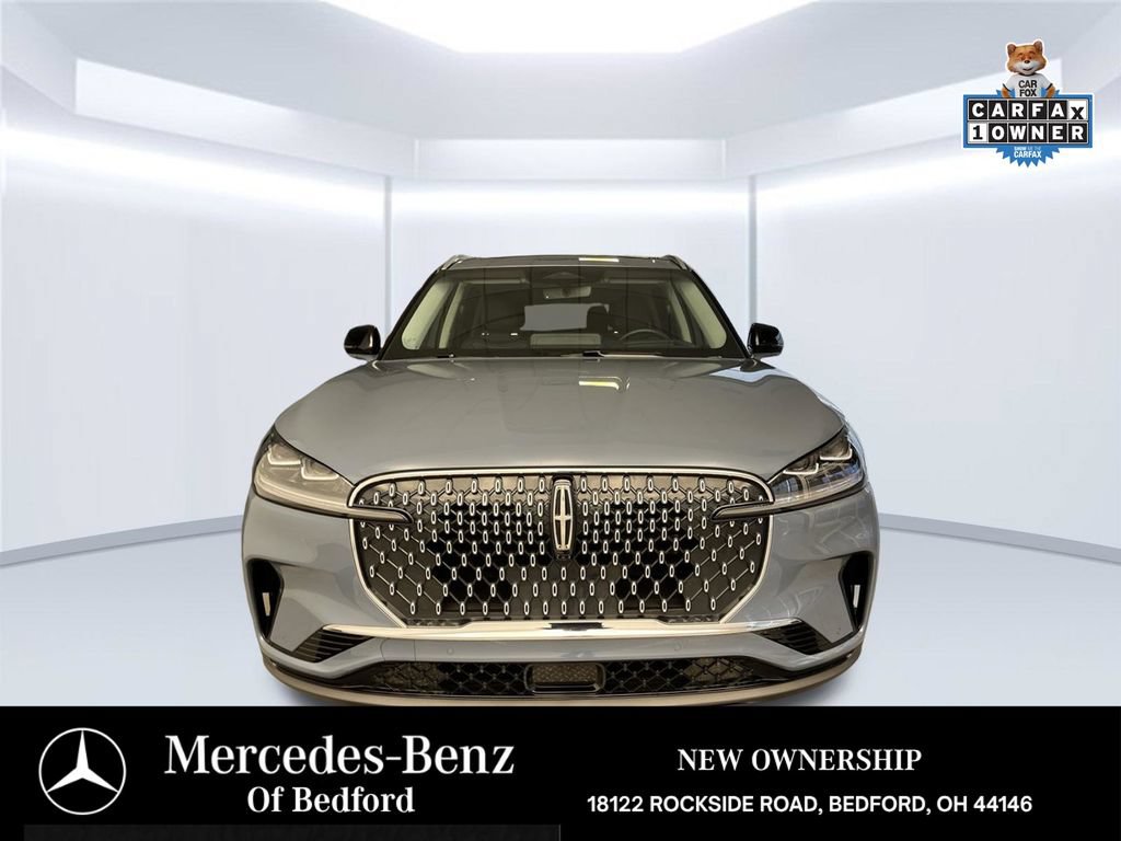 Used 2025 Lincoln Aviator Reserve w/ Equipment Group 201A AWD/4WD image 10