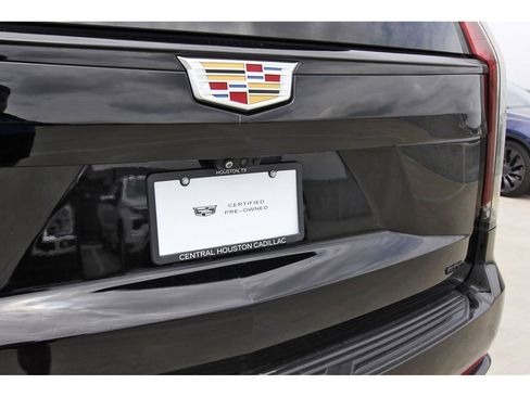 Used 2023 Cadillac Escalade ESV Sport AWD/4WD image 31