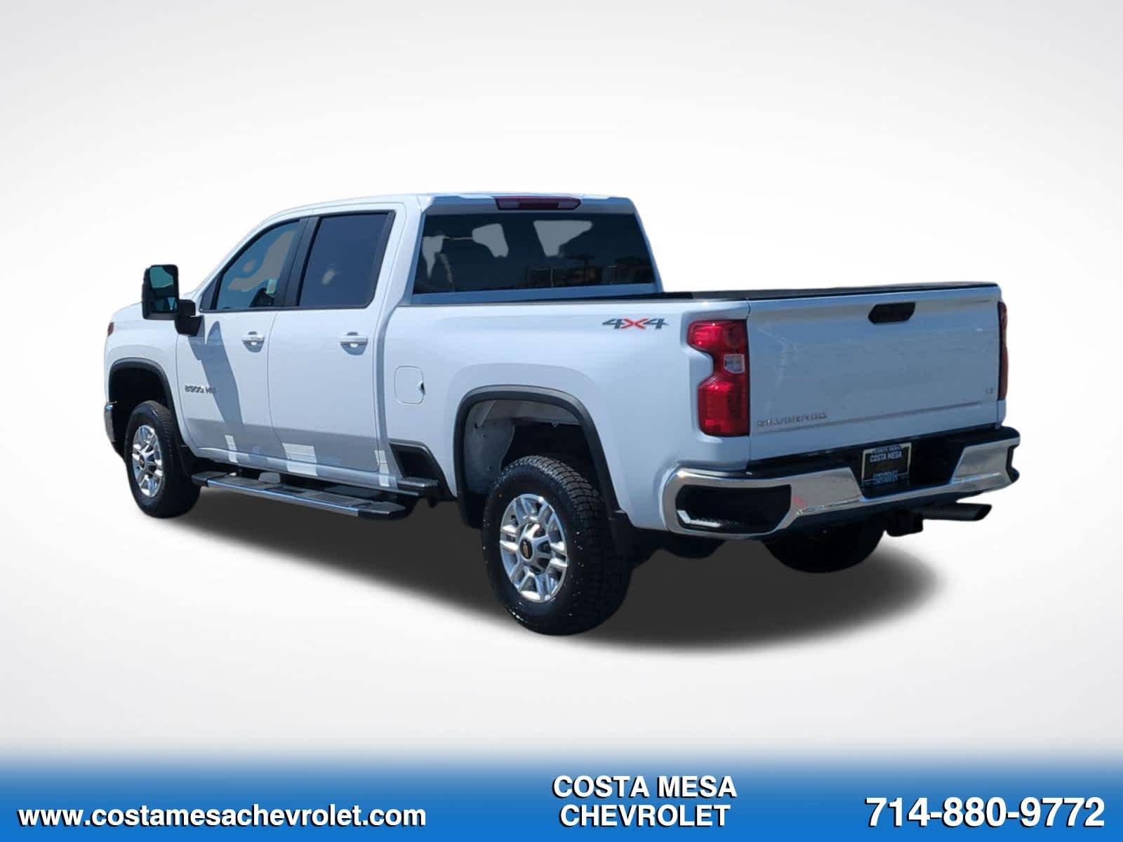 Used 2025 Chevrolet Silverado 2500 LT w/ Convenience Package AWD/4WD image 7