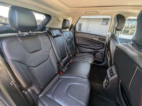 Used 2015 Ford Edge Titanium w/ Technology Package AWD/4WD image 15