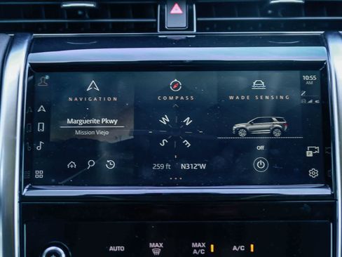 Certified 2021 Land Rover Discovery Sport S image 14