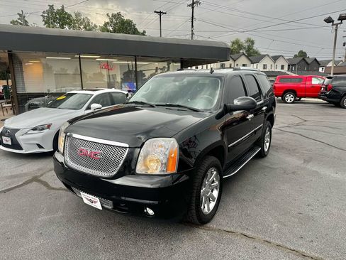 Used 2008 GMC Yukon Denali AWD/4WD image 32