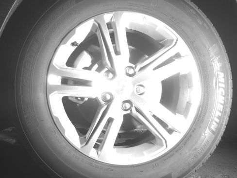 Used 2024 GMC Terrain SLE FWD image 19
