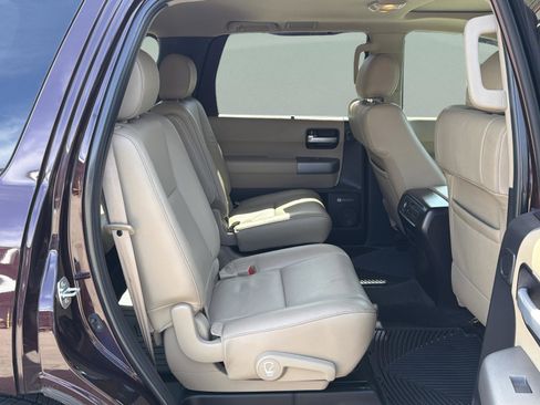 Used 2016 Toyota Sequoia Limited w/ Safety & Convenience Package image 26