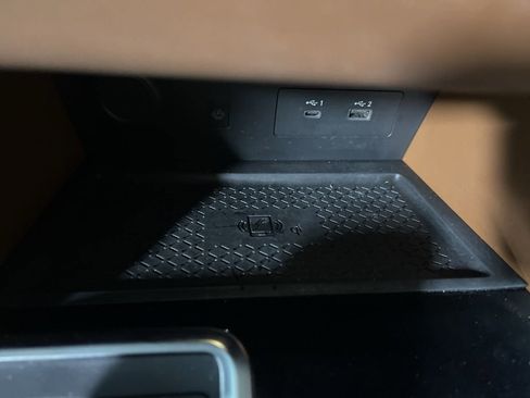 Used 2024 Nissan Pathfinder Platinum image 37