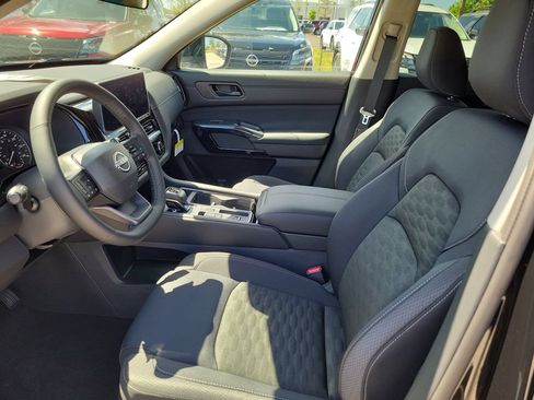 New 2026 Nissan Pathfinder SV FWD image 8