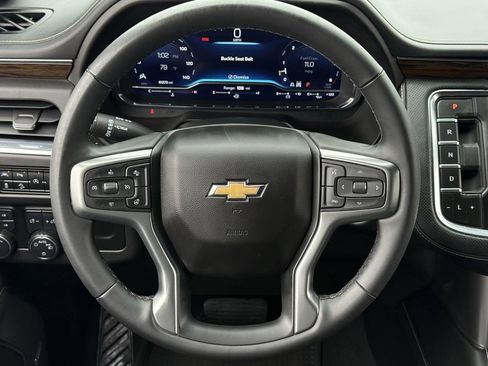 Certified 2023 Chevrolet Suburban Premier image 13