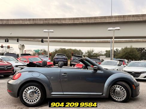 Used 2016 Volkswagen Beetle 1.8T S FWD image 9