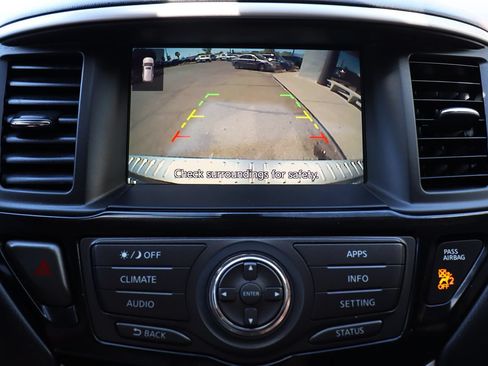 Used 2020 Nissan Pathfinder S FWD image 52