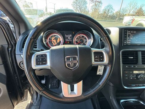 Used 2018 Dodge Grand Caravan GT image 14