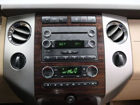 Used 2012 Ford Expedition XLT image 35