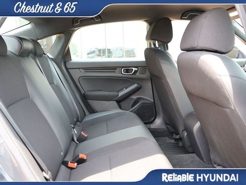 Used 2023 Honda Civic Sport image 13
