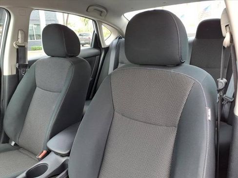 Used 2019 Nissan Sentra S image 16