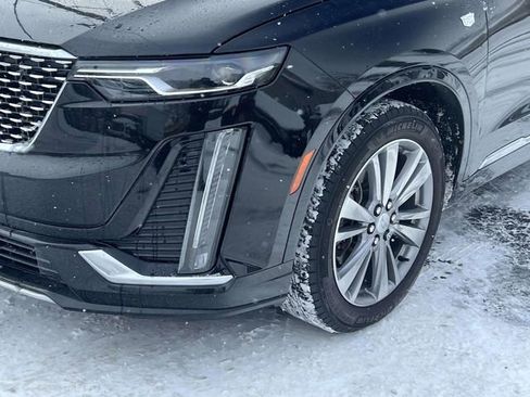 Used 2023 Cadillac XT6 Premium Luxury image 7