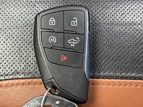 Used 2022 GMC Sierra 1500 AT4 w/ AT4 Premium Package image 28