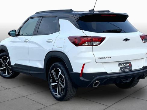 Used 2023 Chevrolet TrailBlazer RS w/ Sun and Liftgate Package FWD image 11