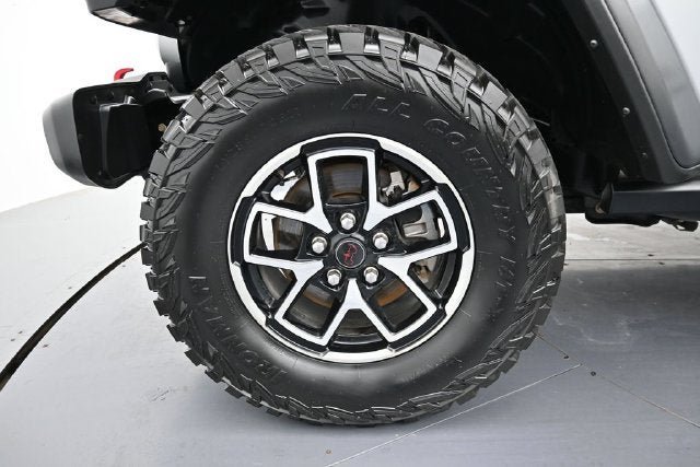 Used 2024 Jeep Wrangler Unlimited Rubicon AWD/4WD image 12