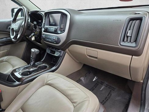 Used 2018 GMC Canyon SLT w/ Trailering Package image 19