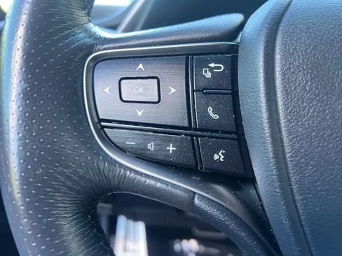 Used 2019 Lexus ES 350 F Sport w/ Accessory Package 2 FWD image 34