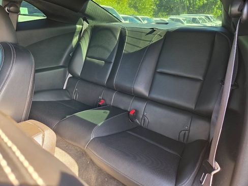 Used 2010 Chevrolet Camaro SS RWD image 15