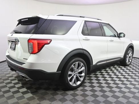 Used 2021 Ford Explorer Platinum w/ Equipment Group 601A AWD/4WD image 7