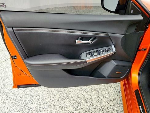 Used 2021 Nissan Sentra SR w/ SR Premium Package FWD image 10