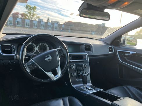 Used 2012 Volvo S60 T5 FWD image 28