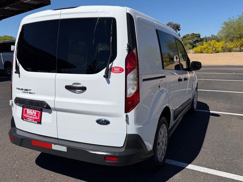 Used 2017 Ford Transit Connect XLT image 6