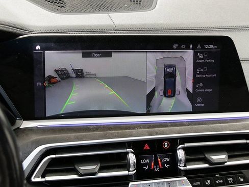 Used 2019 BMW X7 xDrive50i w/ Dynamic Handling Package image 19