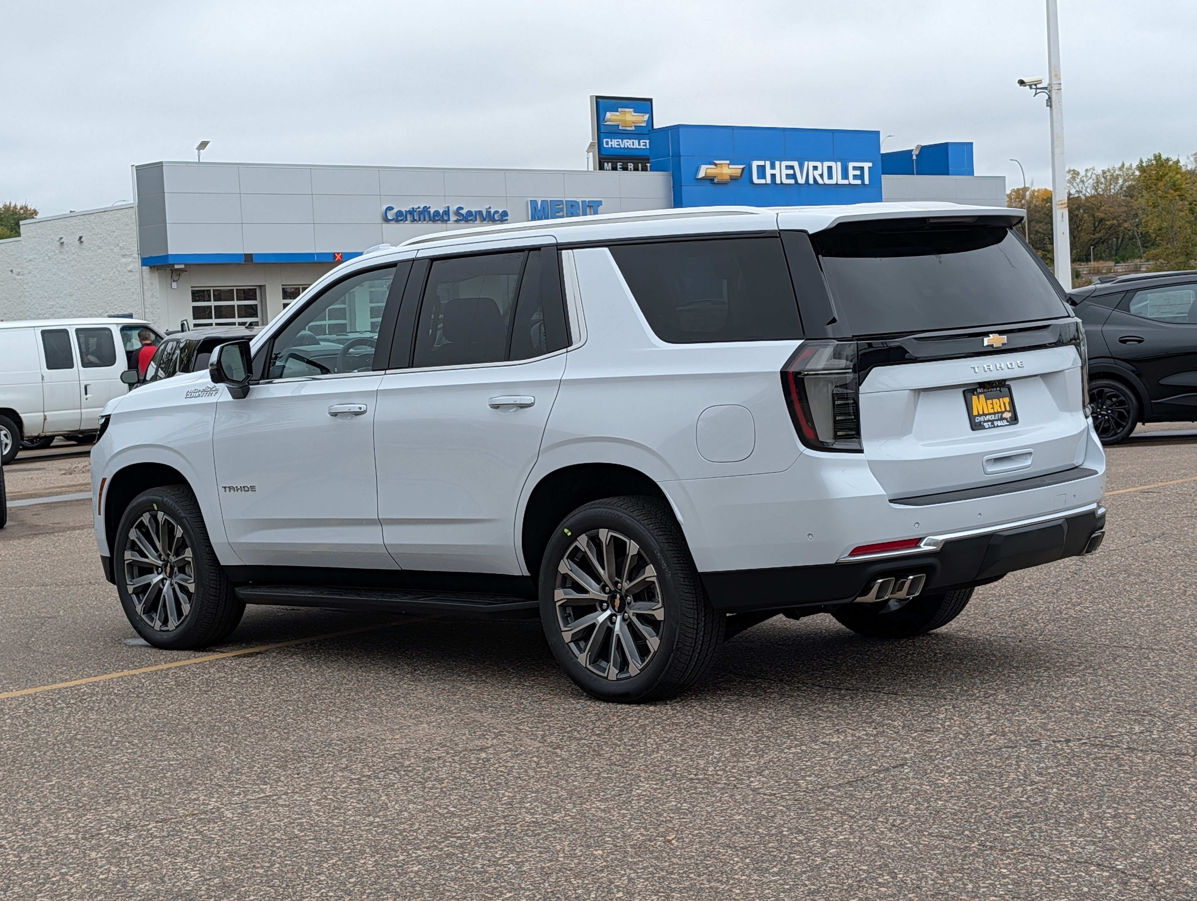 New 2027 Chevrolet Tahoe High Country w/ Sun And Tow Package AWD/4WD image 4