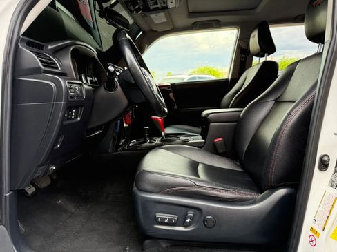 Used 2018 Toyota 4Runner TRD Off-Road Premium image 43