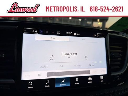 New 2026 Chrysler Pacifica Select FWD image 26