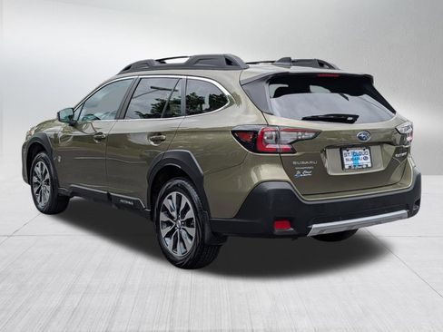 Certified 2025 Subaru Outback Limited w/ Tech Package 3 AWD/4WD image 5