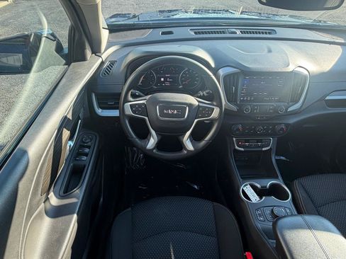 Used 2022 GMC Terrain SLE w/ Driver Convenience Package AWD/4WD image 16