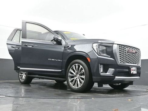 Used 2021 GMC Yukon Denali w/ Denali Premium Package image 77