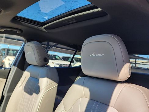 New 2026 Buick Envista Avenir image 16