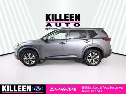 Used 2022 Nissan Rogue SV FWD image 4
