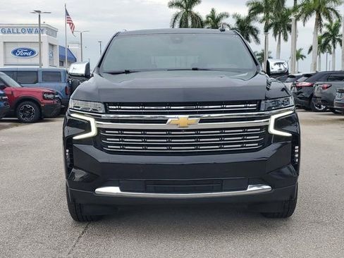 Used 2021 Chevrolet Suburban Premier w/ Premium Package image 2
