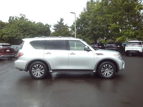 Used 2019 Nissan Armada SL w/ Premium Package AWD/4WD image 6