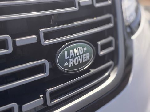 Used 2024 Land Rover Range Rover Velar S AWD/4WD image 15